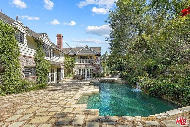 Ridge Opulent