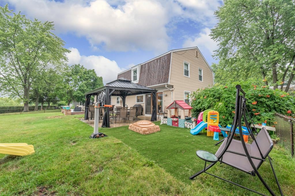 1228 Allison Ln
