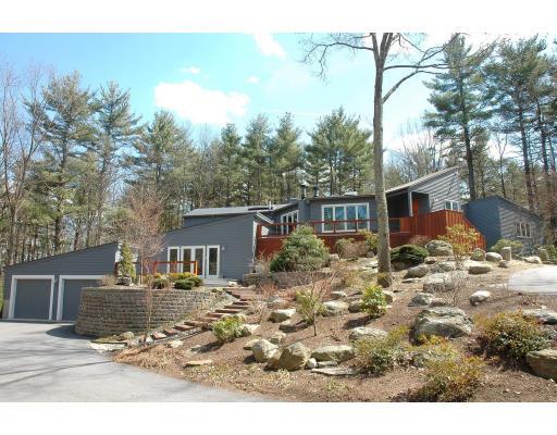 15 Horseshoe Drive