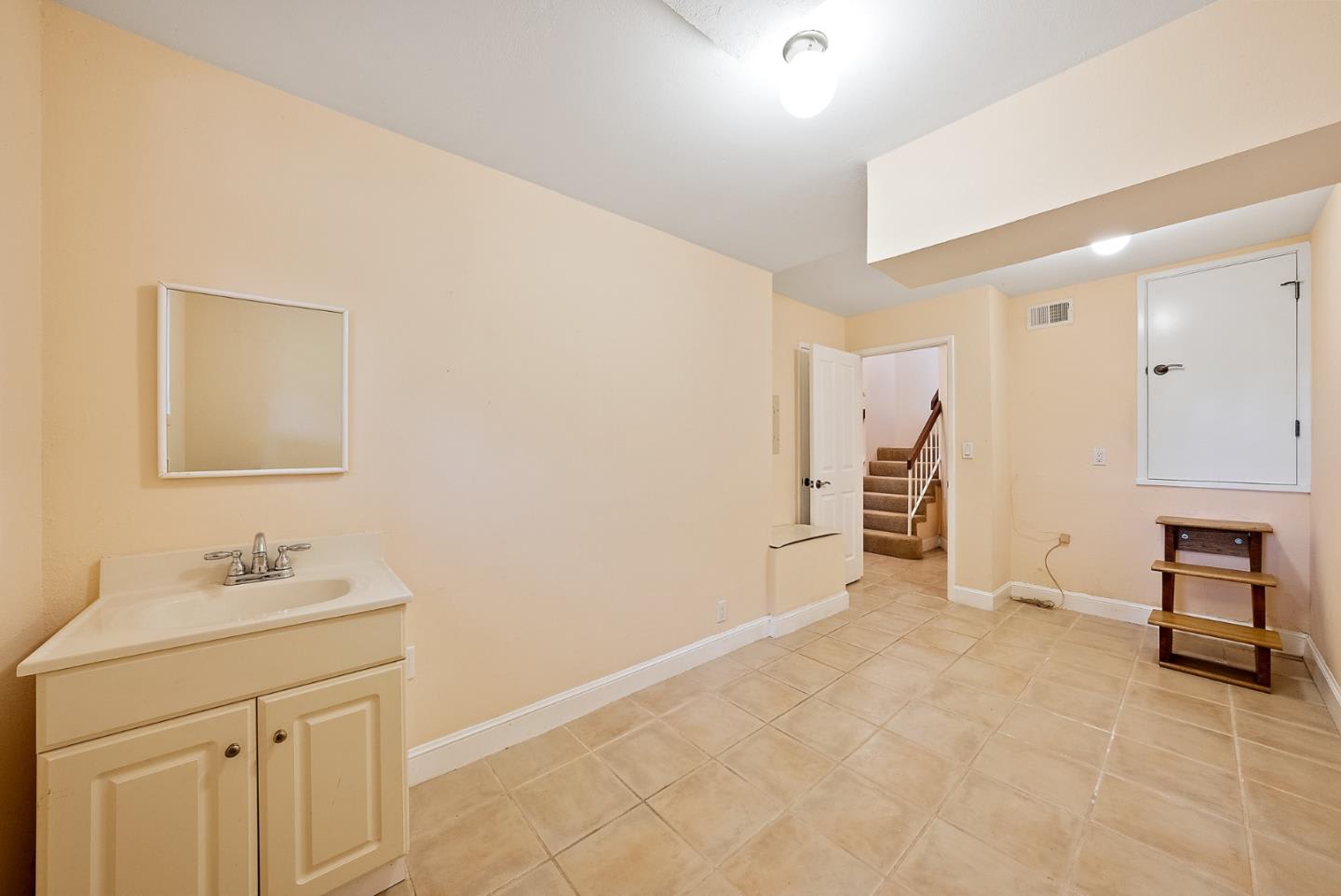 18260 Lakeview Ct Los Gatos, CA 95033