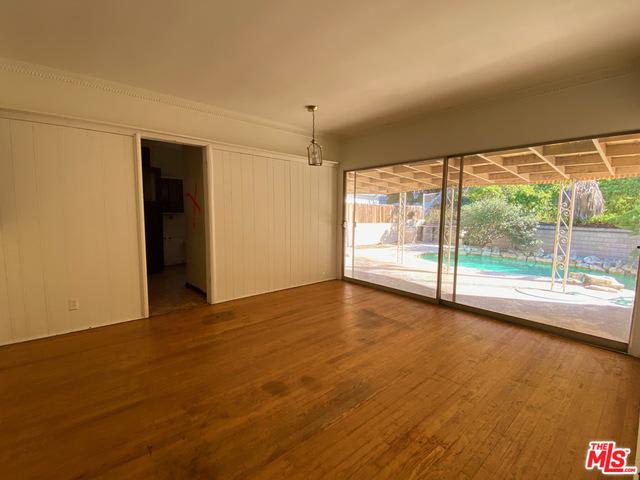 2418 South Beverly Drive