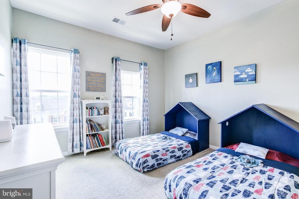 8127 Greenbelt Station Pkwy, #303M