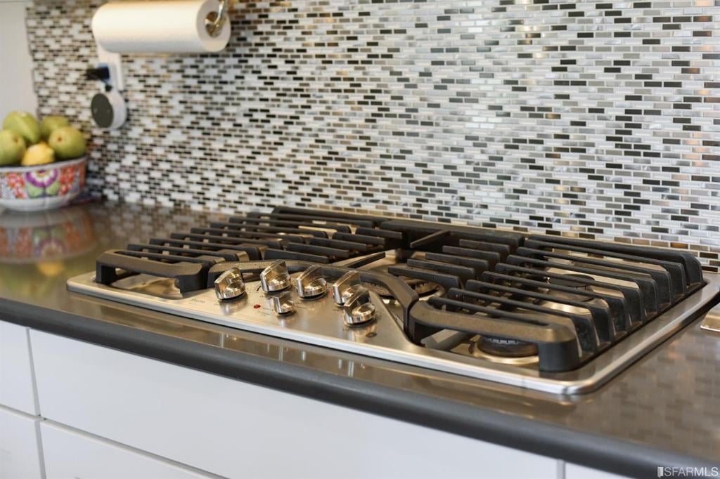 351 Crestview Cir Daly City, CA 94014