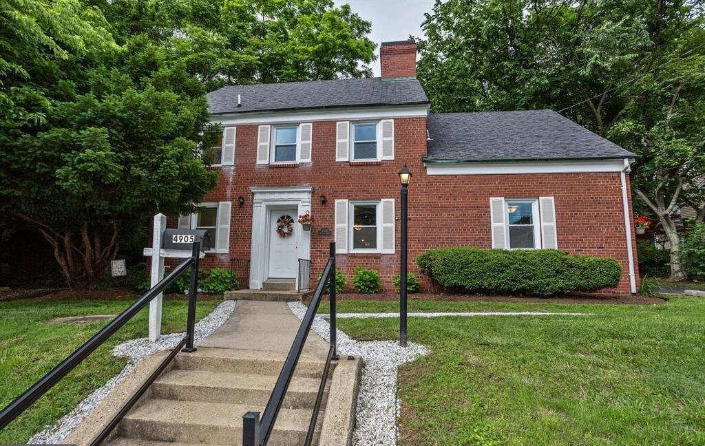 4905 Bradley Blvd