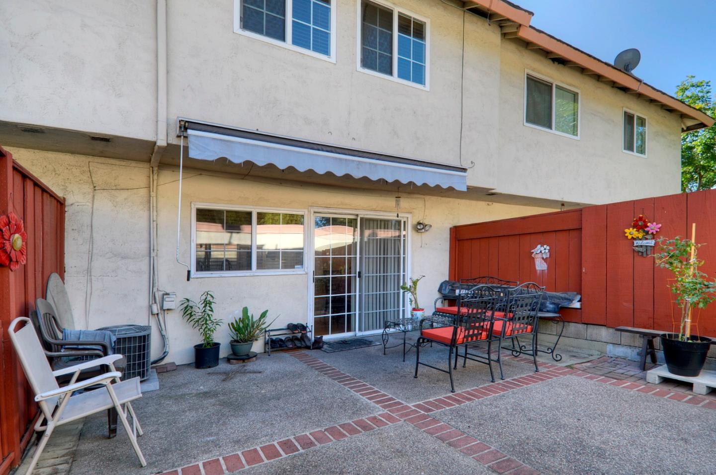 2222 Meadowgate Way