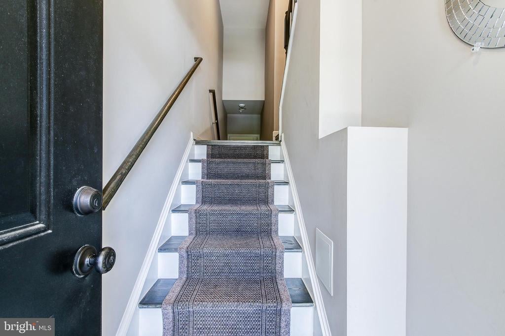 8127 Greenbelt Station Pkwy, #303M