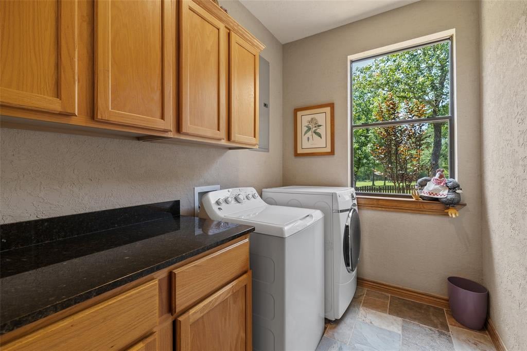 540 Walnut Dr Bellville, Tx 77418