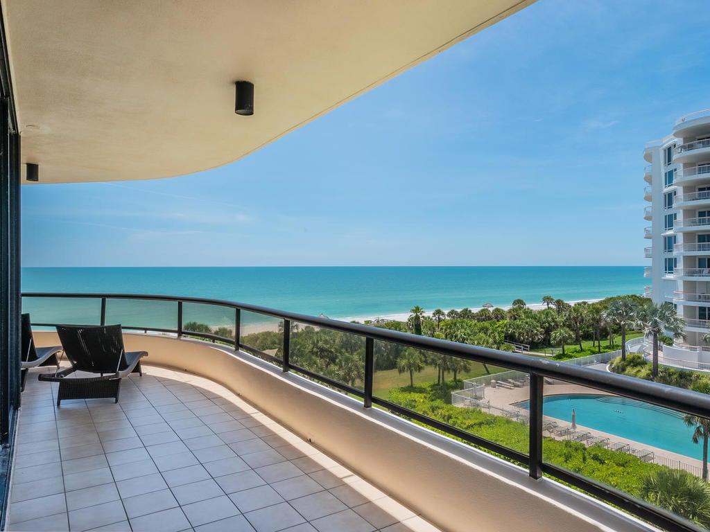 435 L Ambiance Dr, #L407