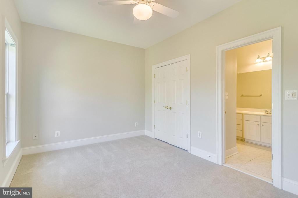 1316 Alexandria Ave