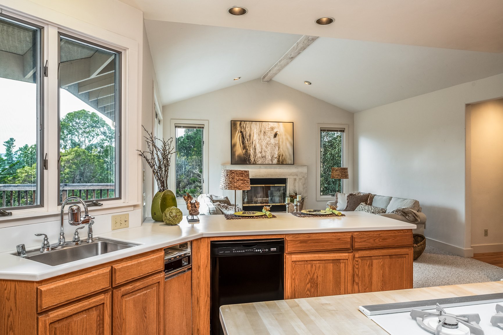 25460 Loma Robles