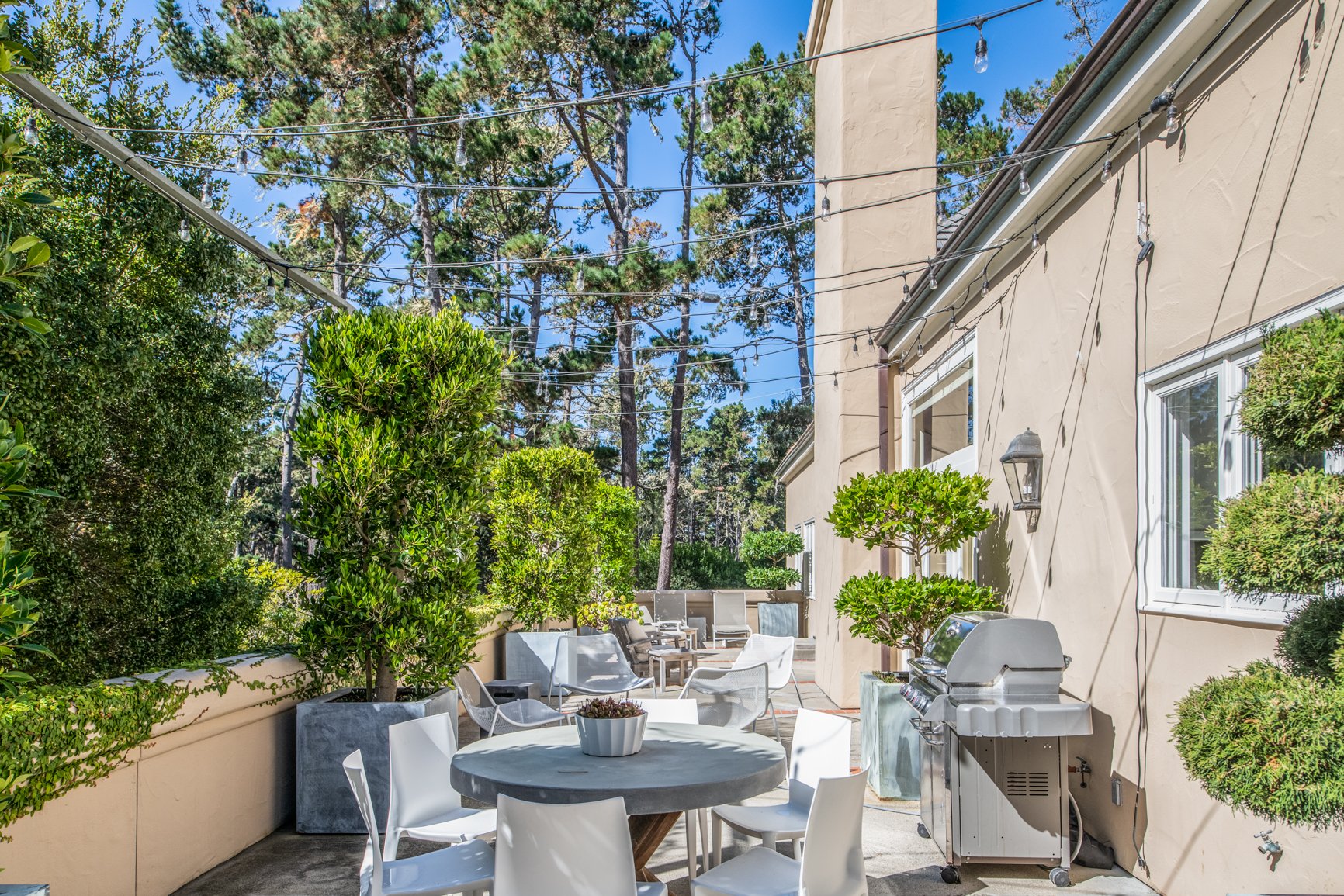 1410 Viscaino Rd