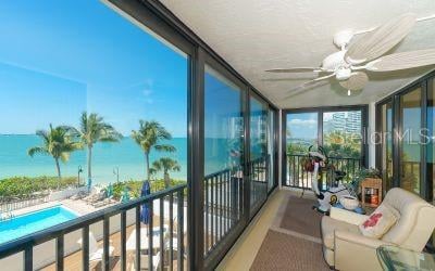 11 SUNSET DR #101