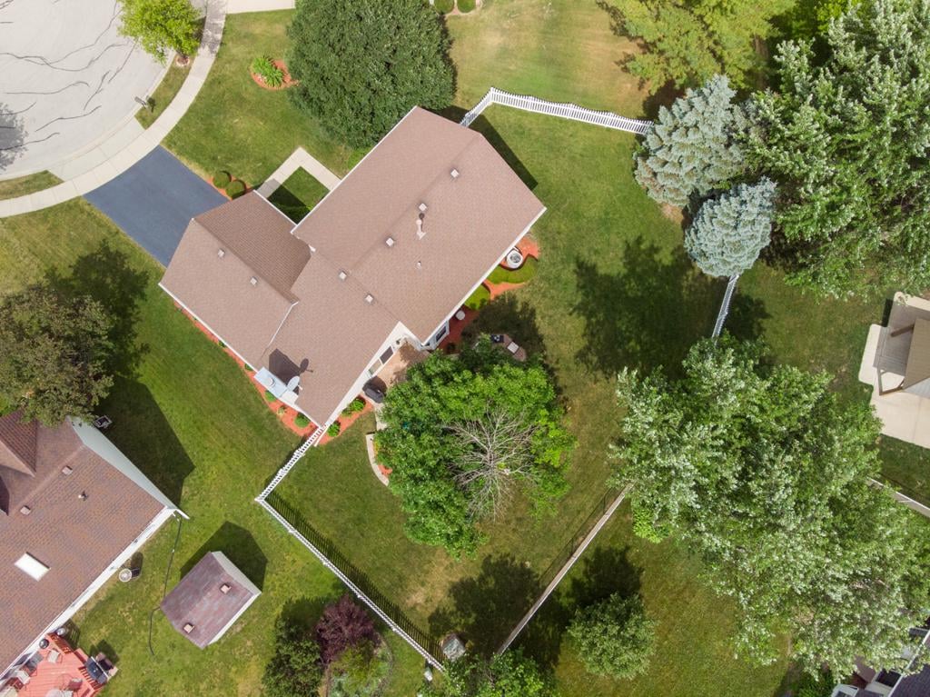 9 Horseshoe Ct