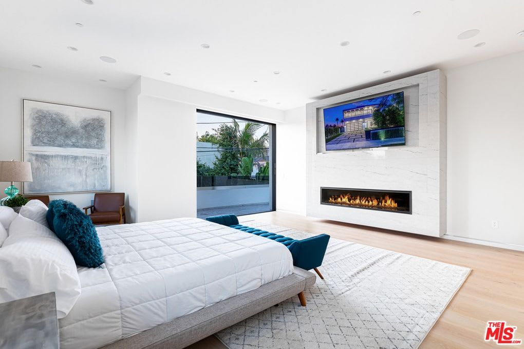 Pristine Retreat