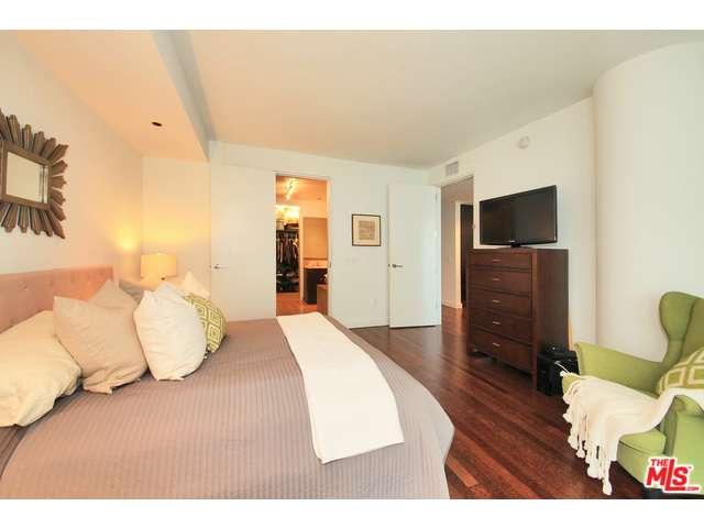 6250 Hollywood Boulevard, Unit 4N