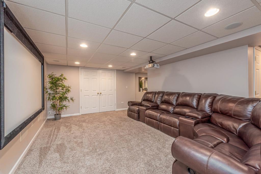 611 Woodbridge Dr 