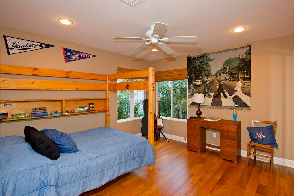 10541 Whispering Hills Lane