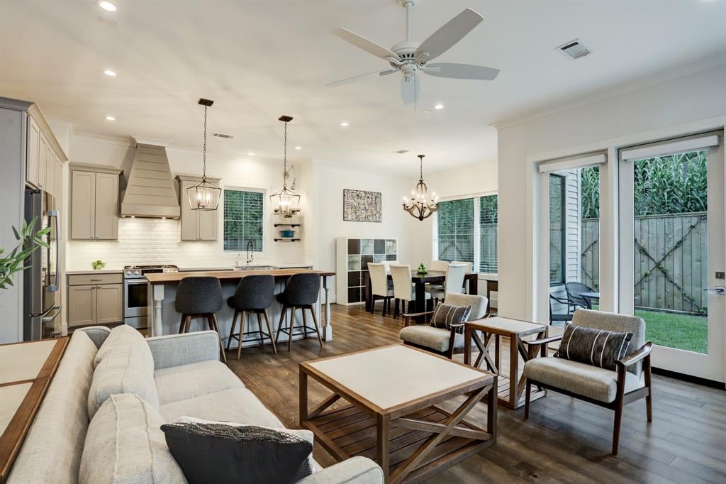 504 W Cottage St Unit A