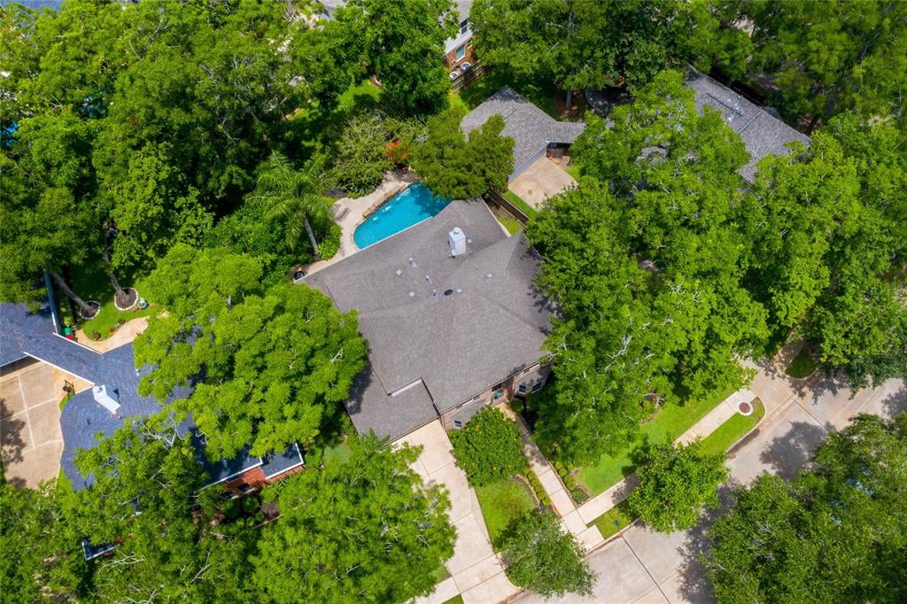 3411 Edmonson Court 