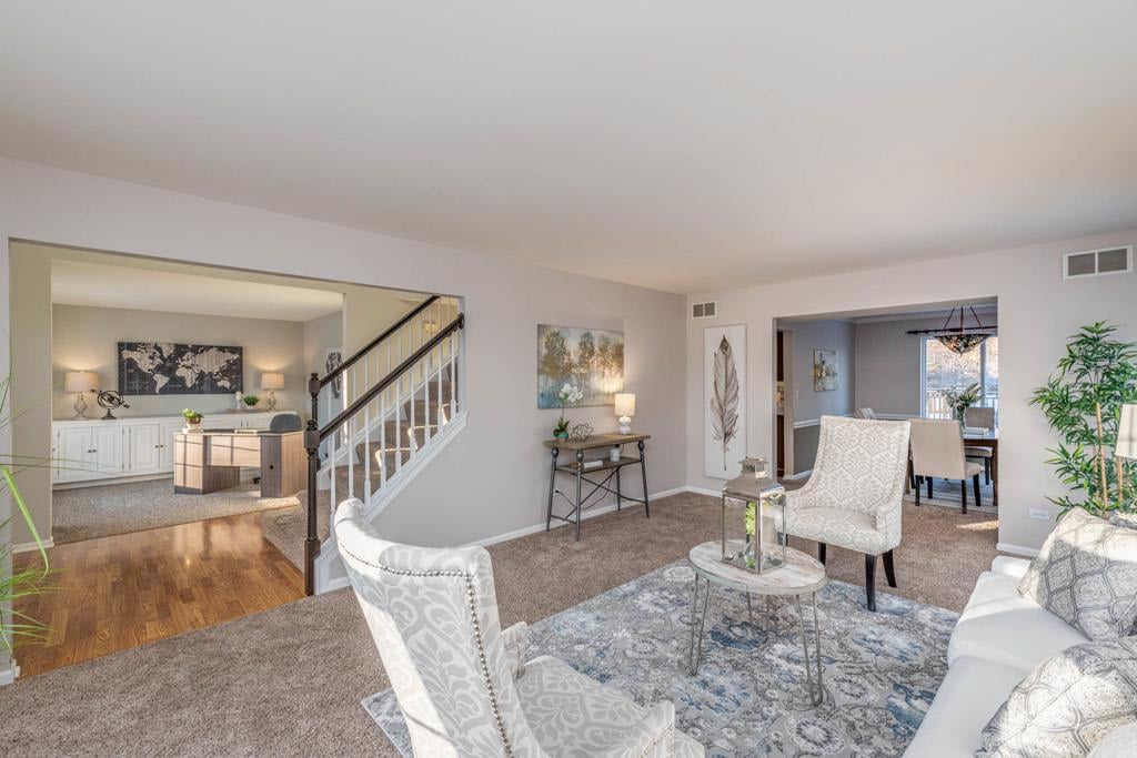 611 Woodbridge Dr 