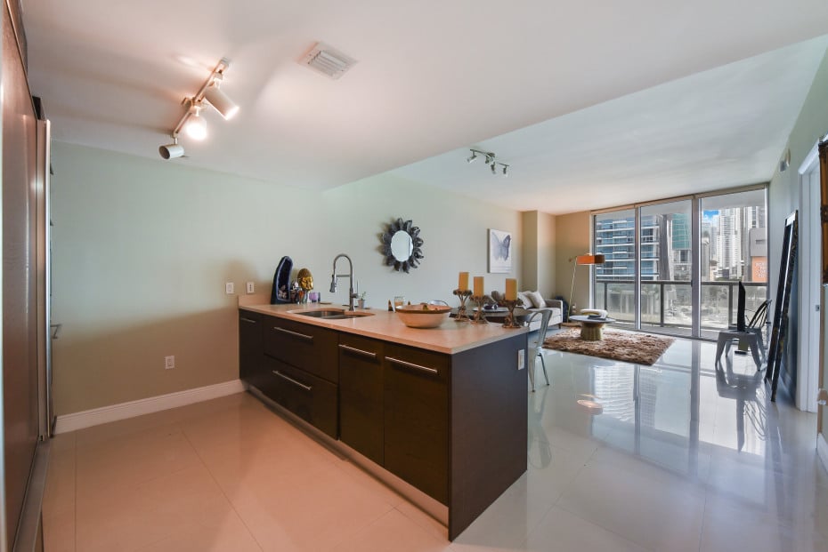 475 Brickell Ave #612