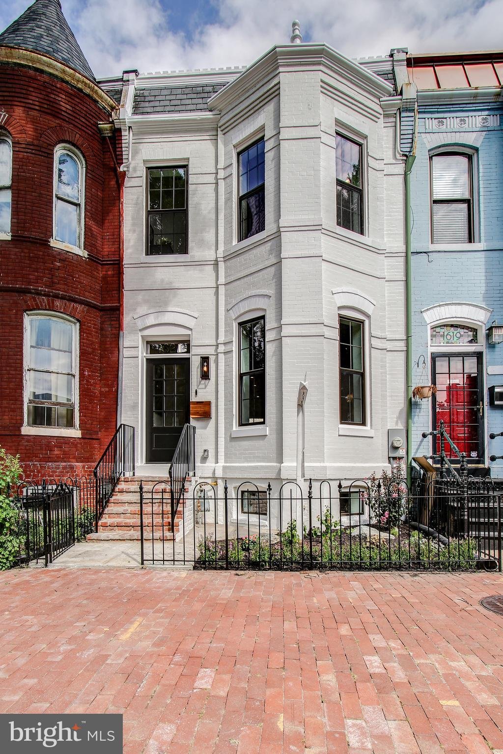 1621 Marion St NW