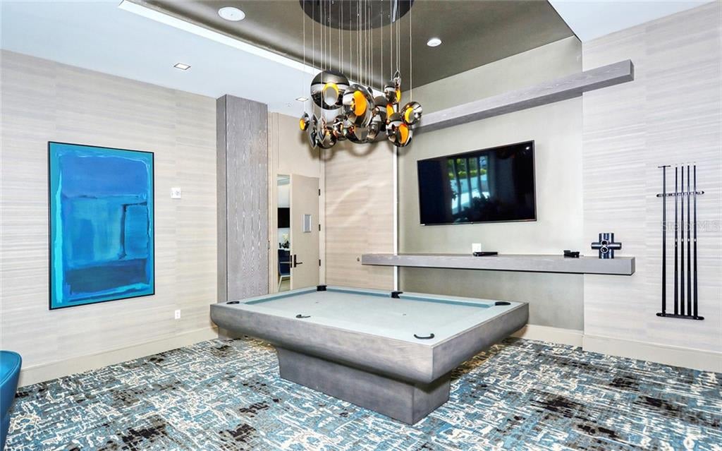 111 S Pineapple Ave #821
