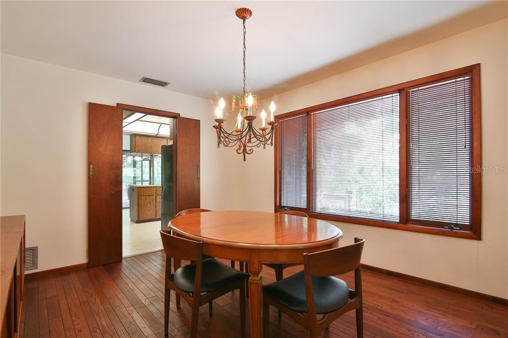 1311 Roberts Bay Ln