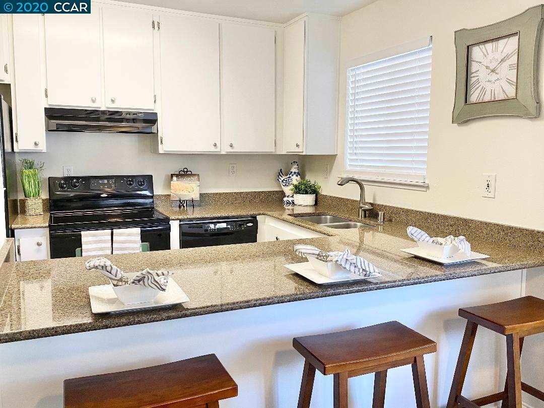 1166 Maywood Ln