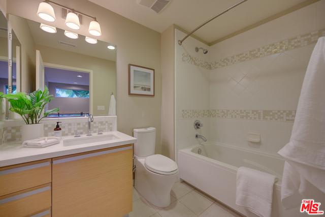 310 Washington Boulevard, Unit 506