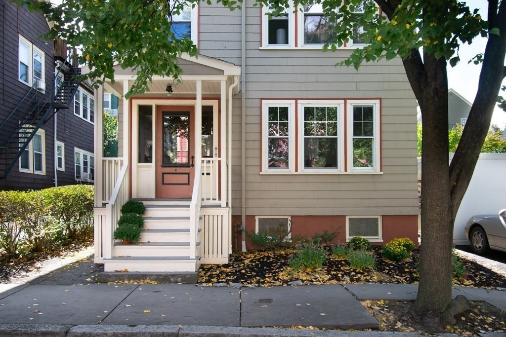 8 Greenough Ave