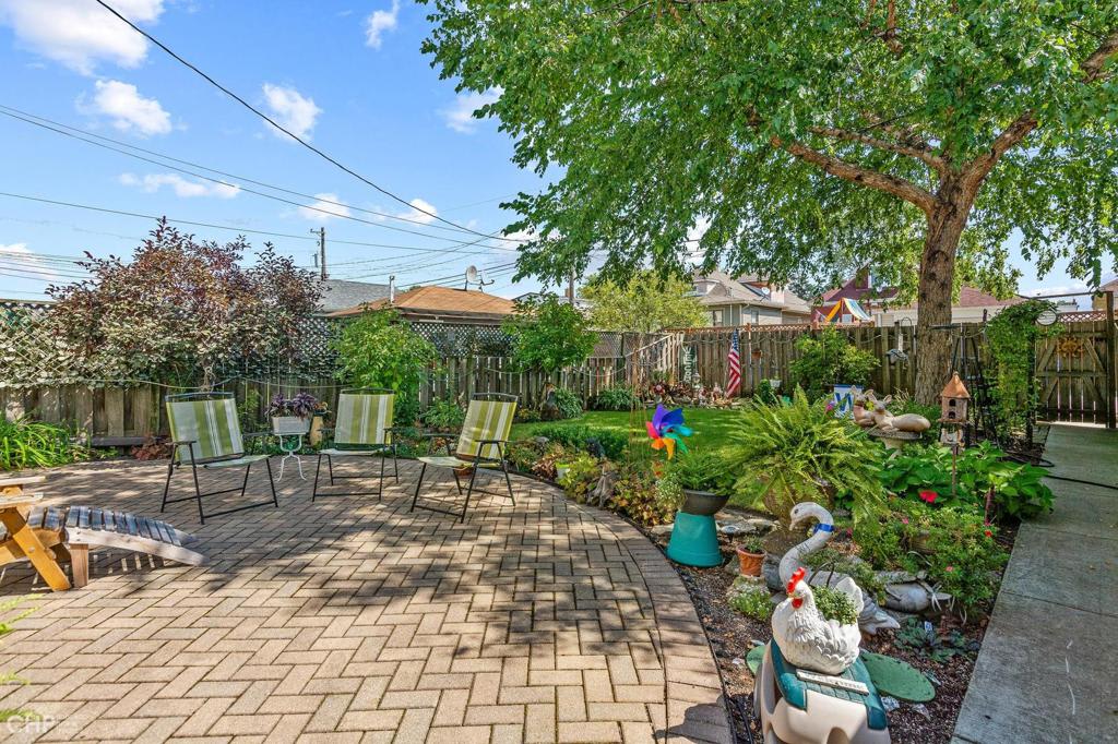 Portage Park Bungalow: 4521 N. Mason