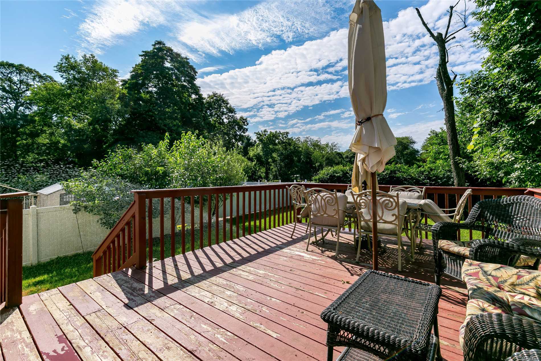 1 Mather Ct, Huntington Station