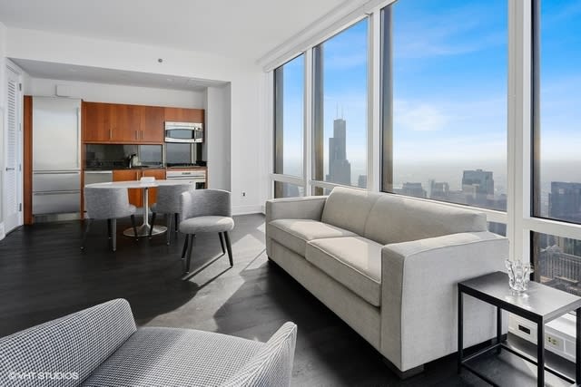 401 Wabash #77C Rental