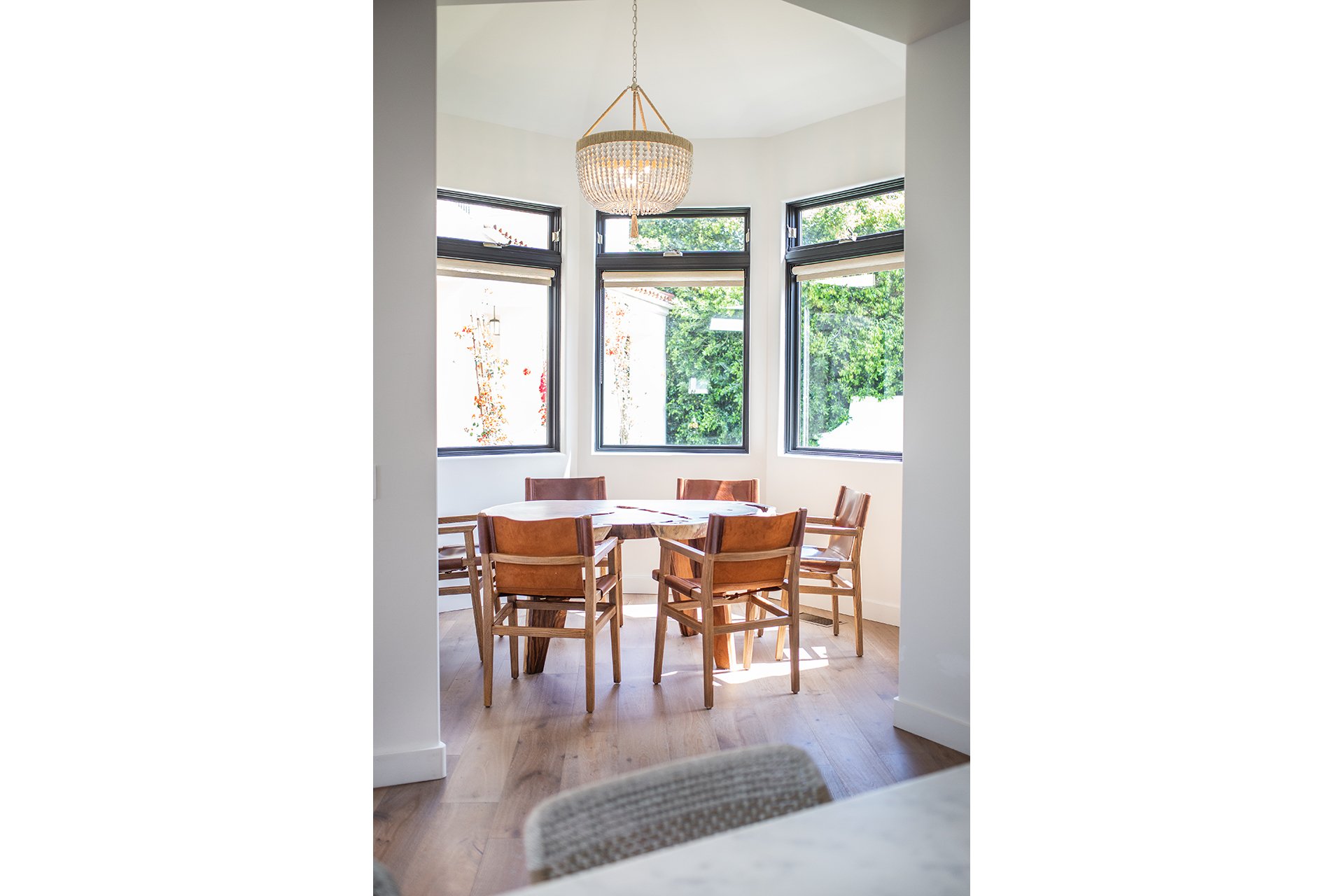 2943 Club Dr, Cheviot Hills