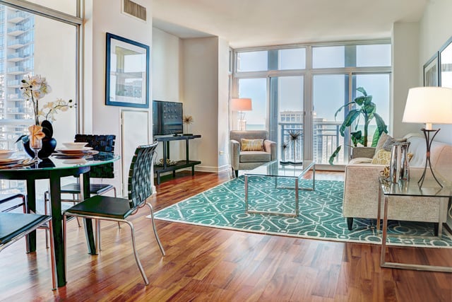 1400 S Michigan Ave, #1903