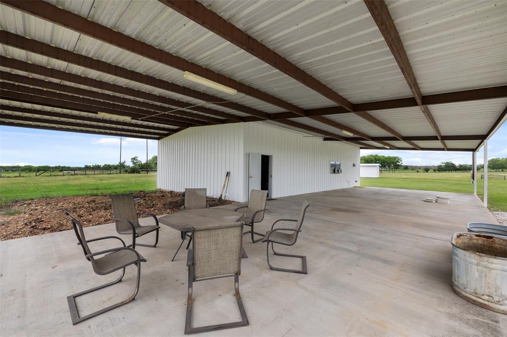 8732 Bleiblerville Rd Brenham, Tx 77833