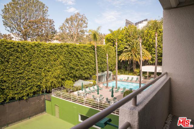 Luxury Smart Condo in the Heart of West Hollywood