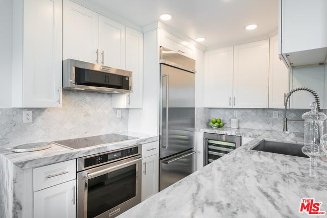 Luxury Smart Condo in the Heart of West Hollywood