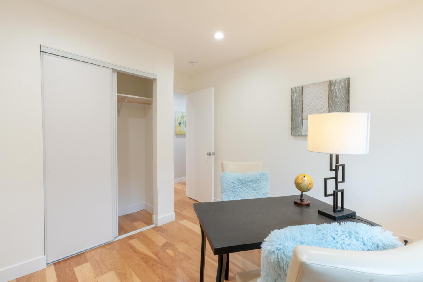 West Rincon Avenue, Campbell