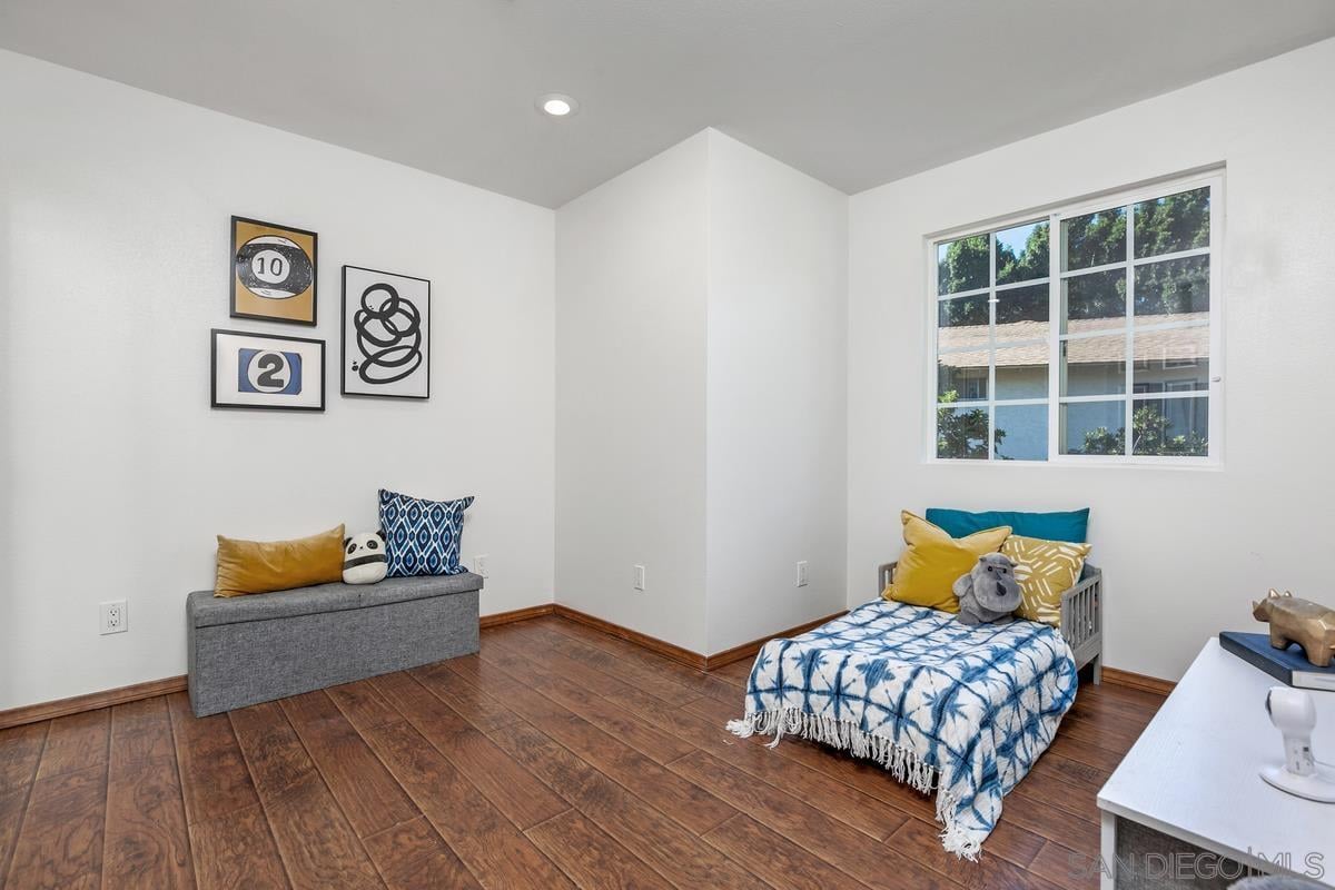 1949 Sonoma Ln