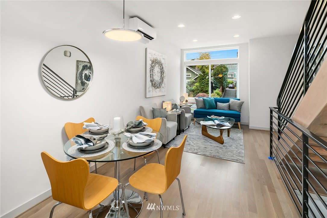 2116 3rd Avenue N, Seattle, WA 98109