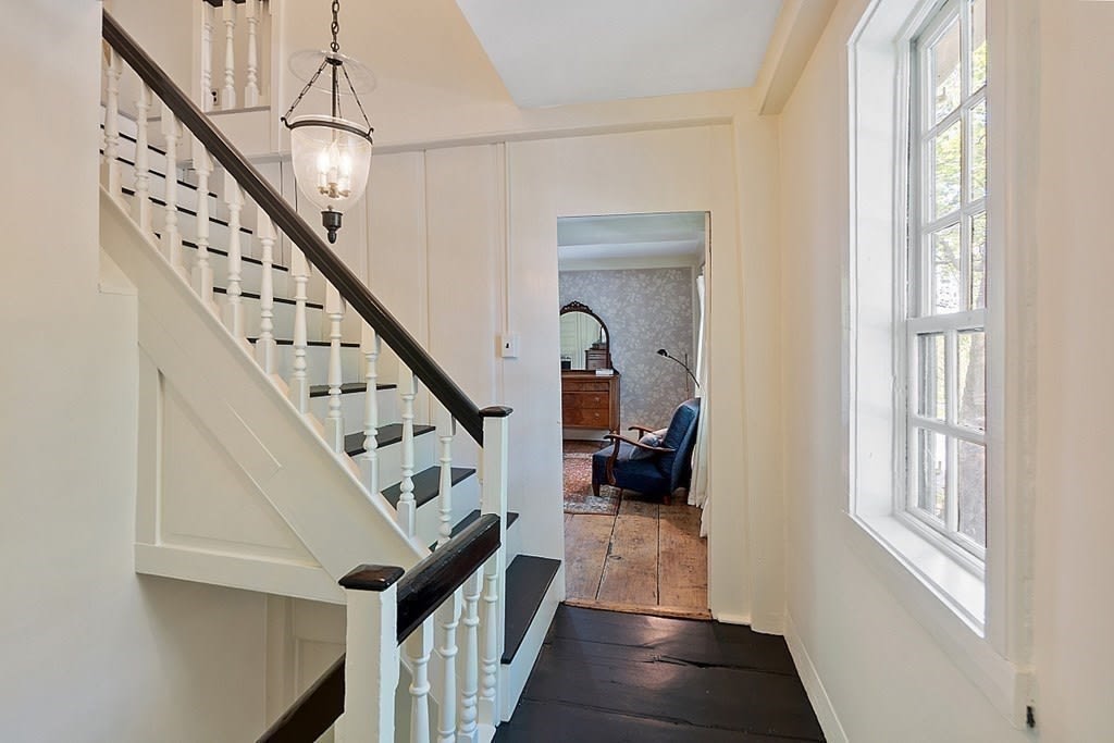 77 Lexington 