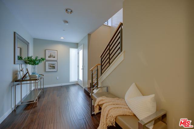 310 Washington Boulevard, Unit 506