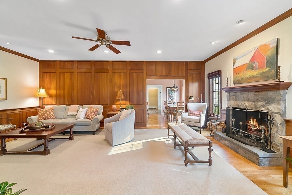 853 Strawberry Hill Road