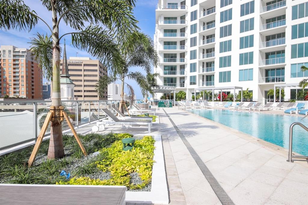 111 S Pineapple Ave Unit 812