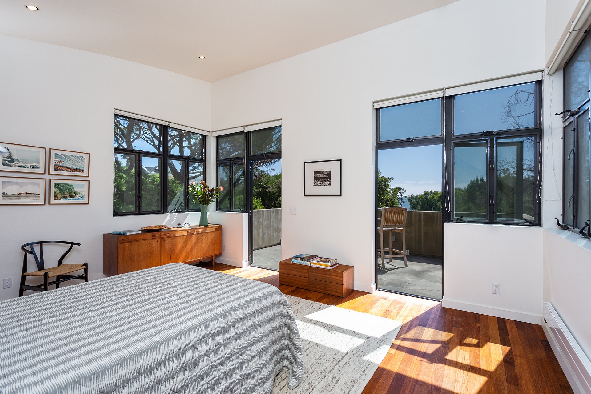 31894 Sea Level Dr, Malibu