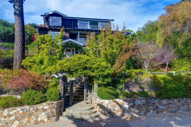 32 Edgewood Ave