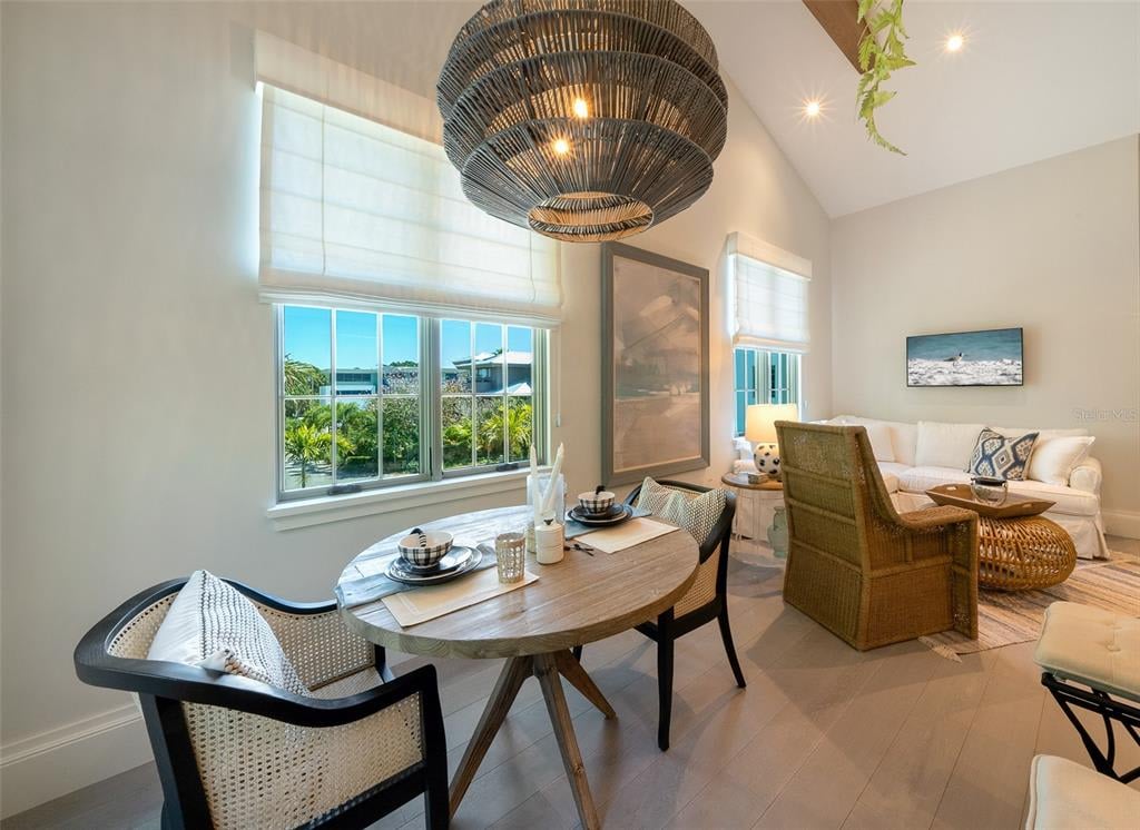 100 Beach Ave, Anna Maria