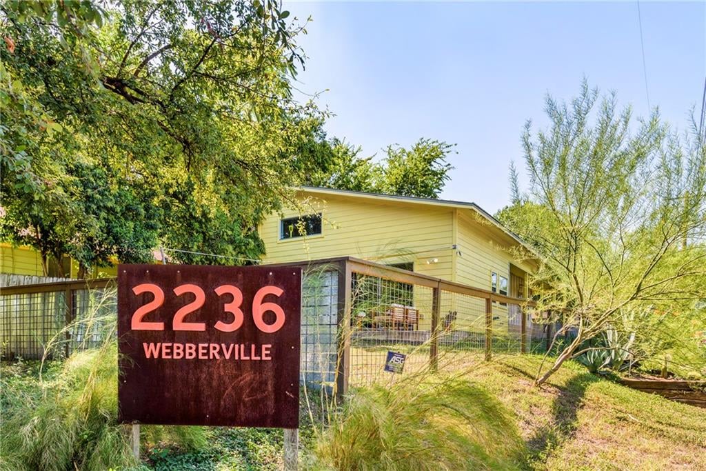 2236 Webberville Rd